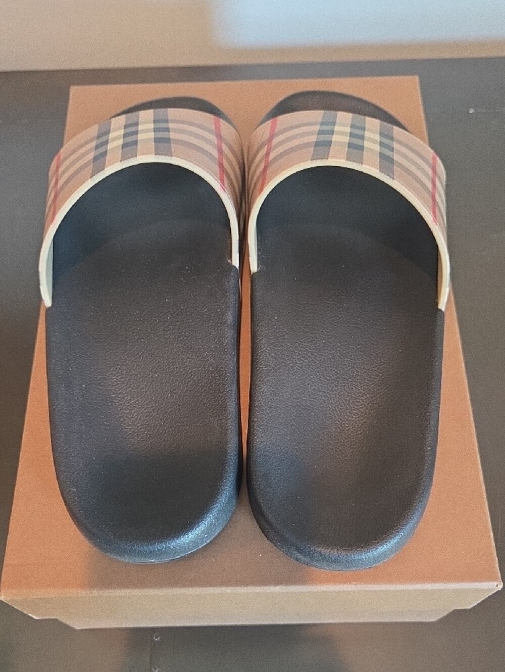 Burberry Check Slides - Picture 2 of 6